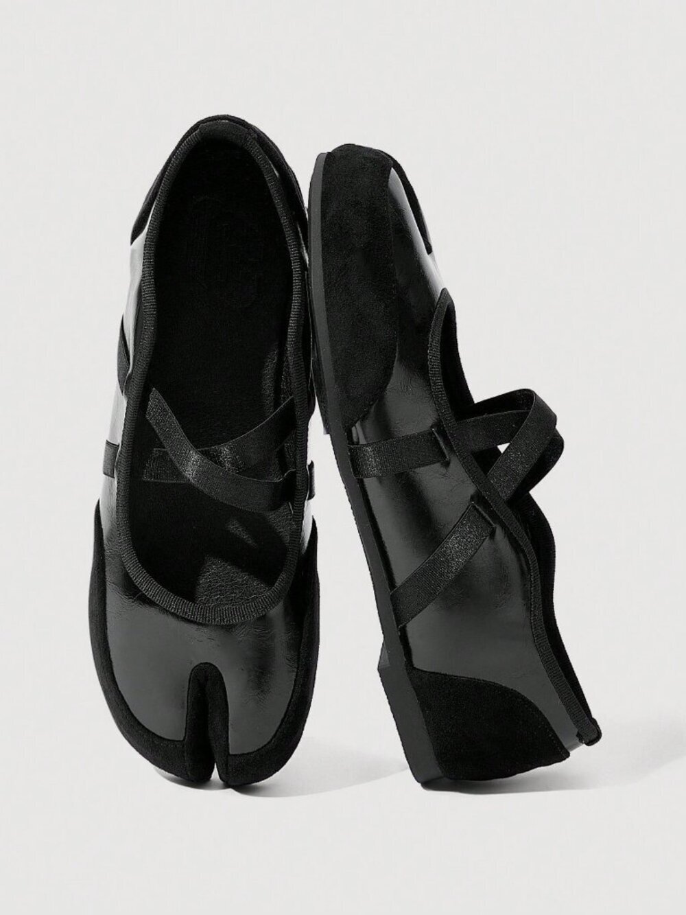 Black Preppy Women's Round Toe Classic Cross Strap Dance Shoes